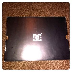 Men's DC shoes